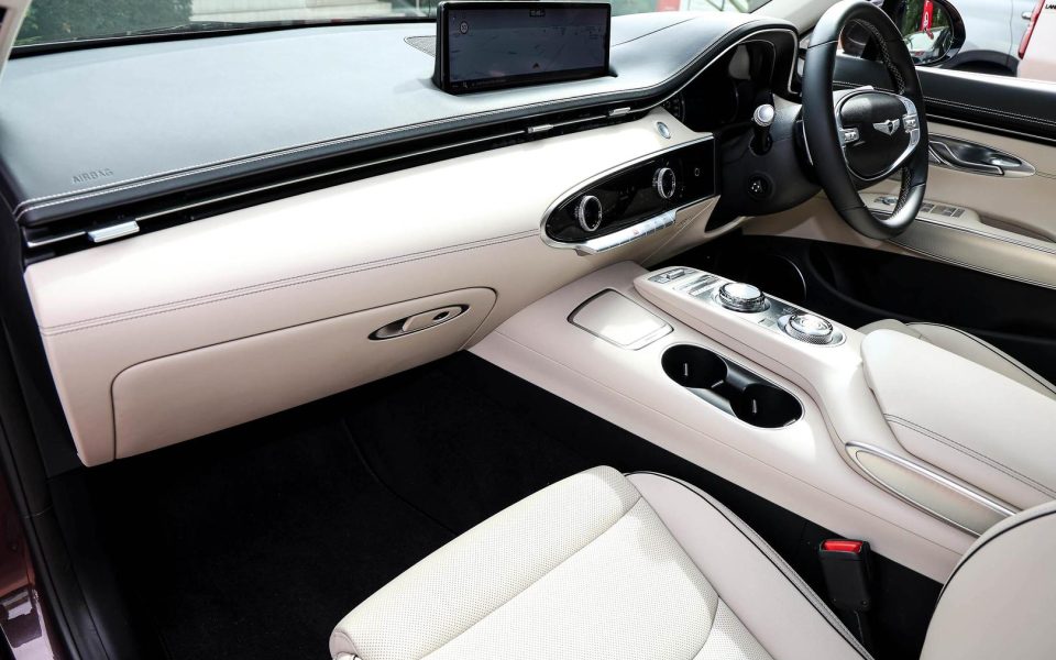 2021 Genesis GV70 2.5T