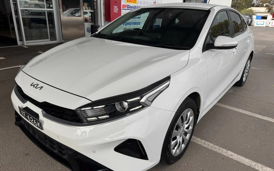 2022 Kia Cerato BD MY22 S White 6 Speed Sports Automatic Hatchback