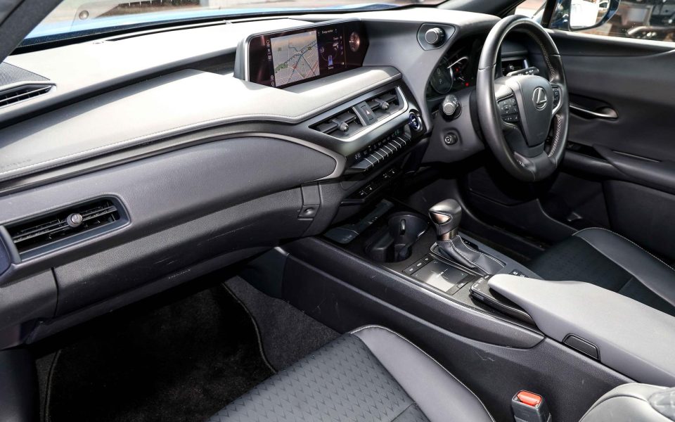 2022 Lexus UX250h Luxury