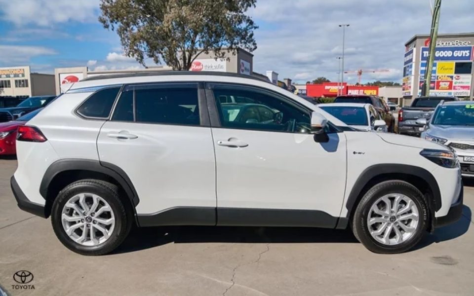 2024 Toyota Corolla Cross GXL