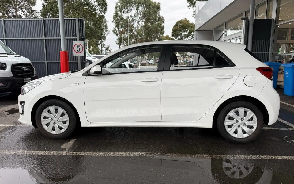 2023 Kia Rio YB MY23 S White 6 Speed Automatic Hatchback