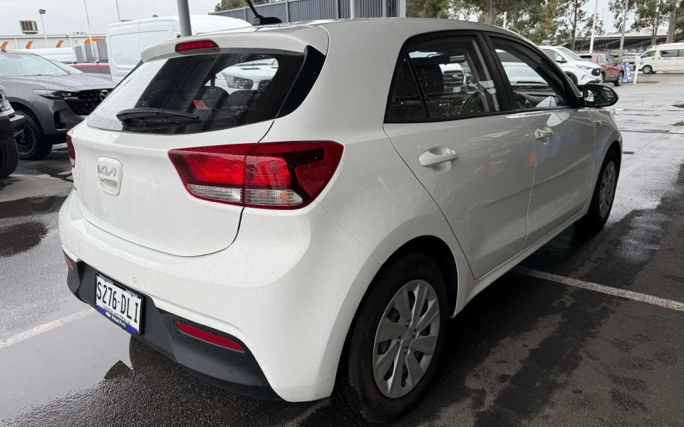 2023 Kia Rio YB MY23 S White 6 Speed Automatic Hatchback
