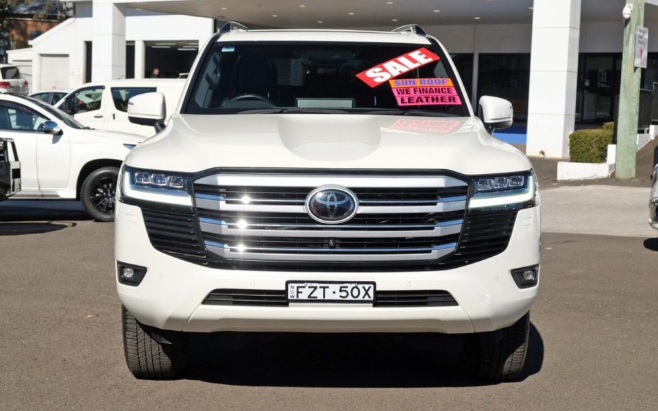 2022 Toyota Landcruiser VX