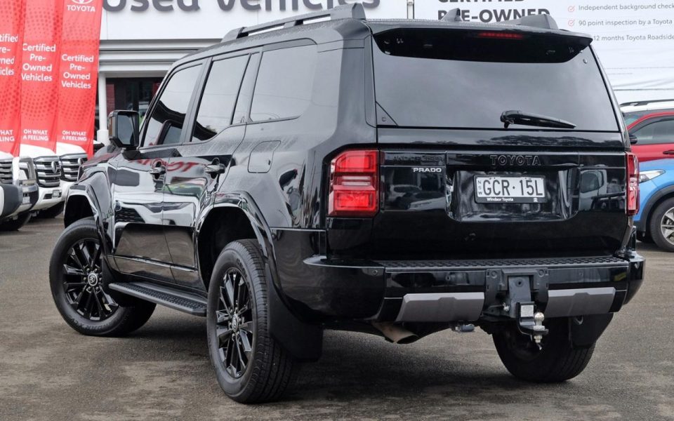 2025 Toyota Landcruiser Prado VX