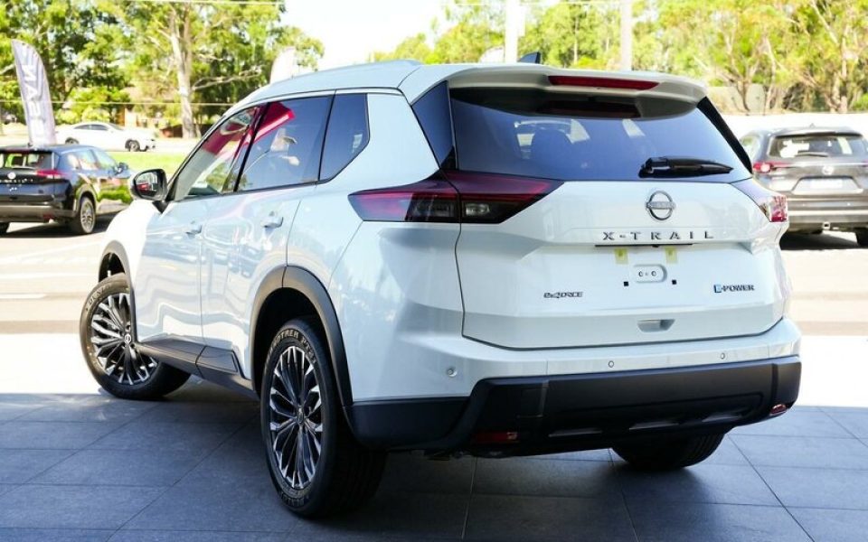 2026 Nissan X-Trail Ti e-4ORCE e-POWER Wagon (White) Demo Car