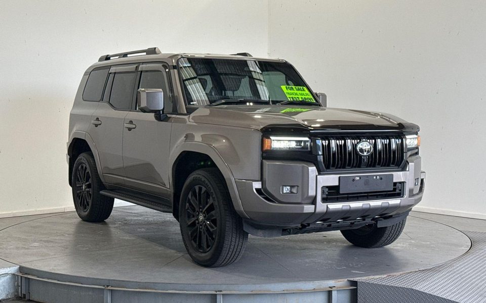 2024 Toyota Landcruiser Prado VX