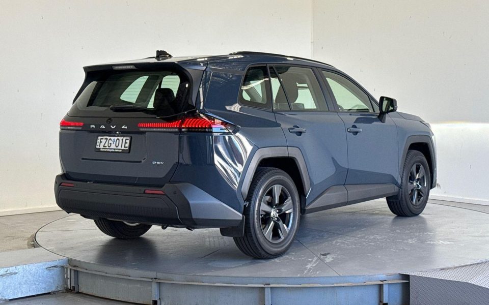2026 Toyota RAV4 GX-2WD