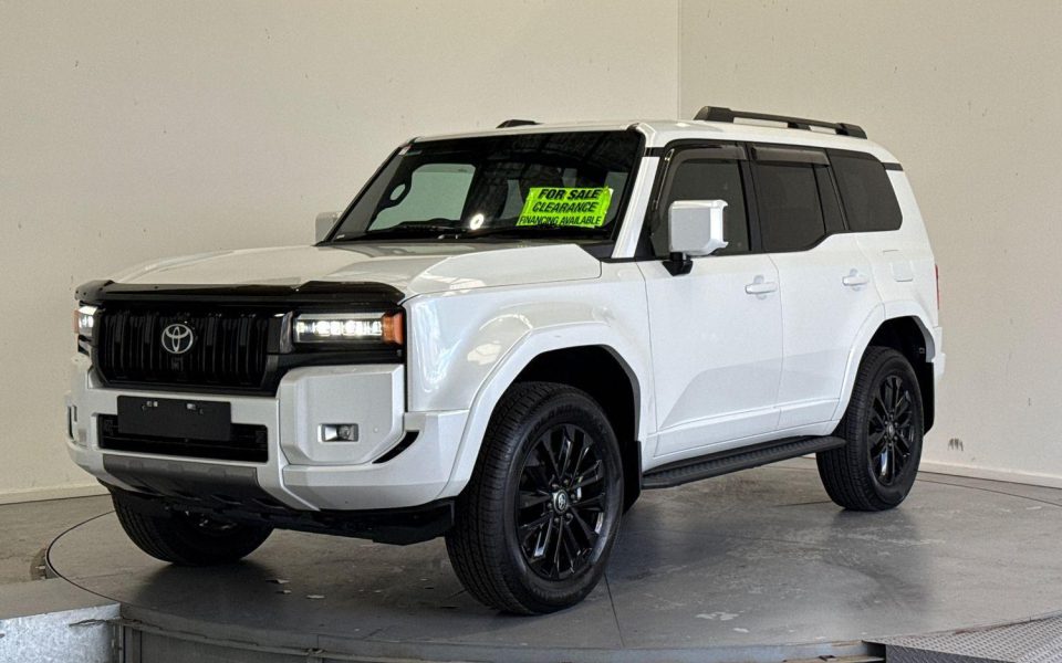 2025 Toyota Landcruiser Prado VX