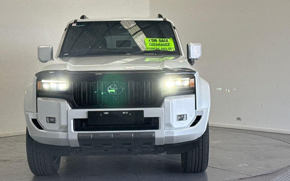 2025 Toyota Landcruiser Prado VX
