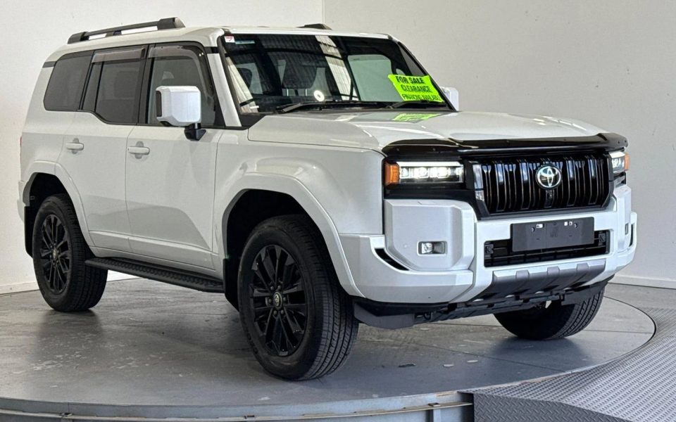 2025 Toyota Landcruiser Prado VX