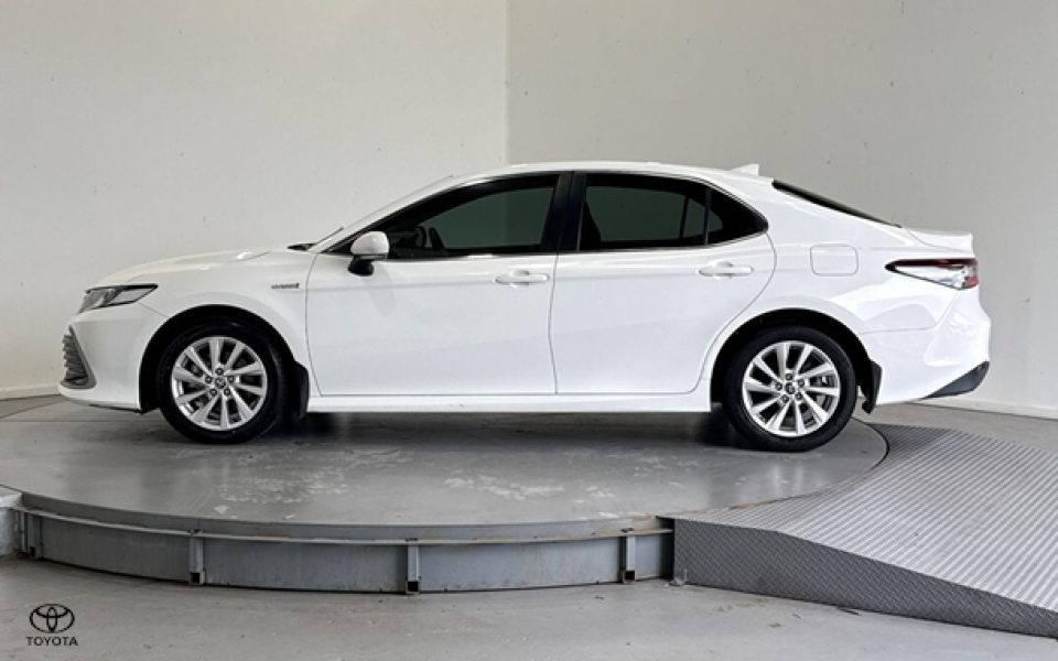 2021 Toyota Camry Ascent