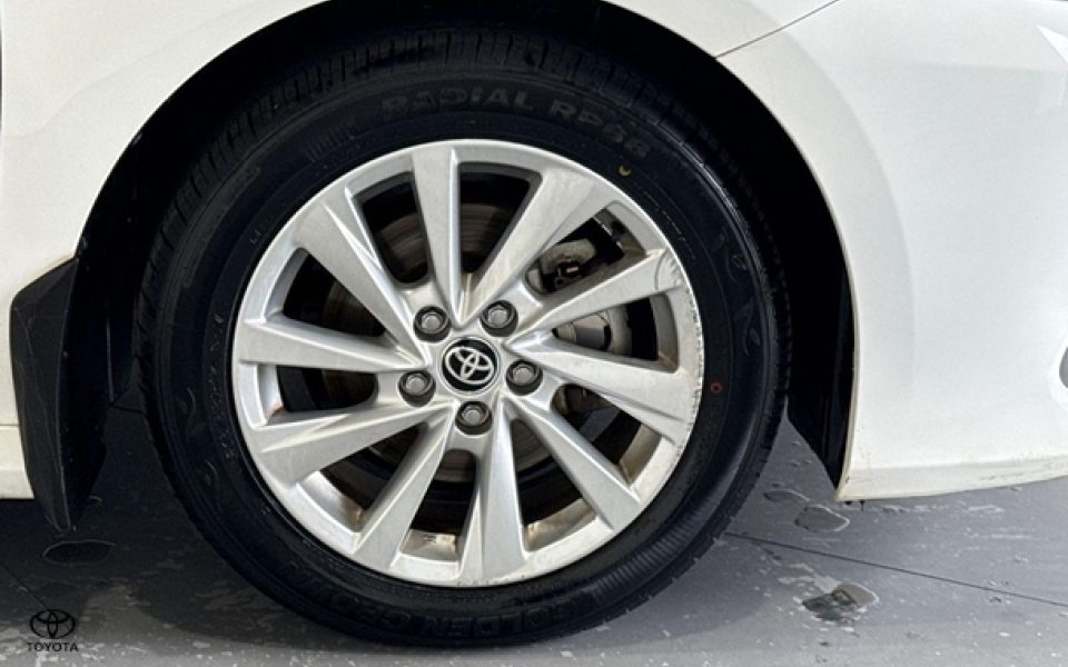 2021 Toyota Camry Ascent