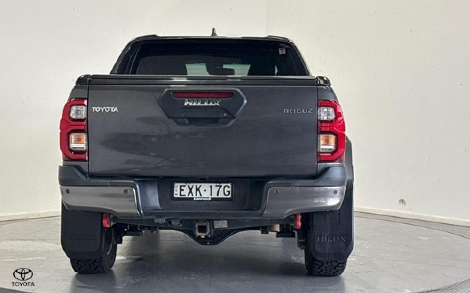2022 Toyota Hilux Rogue