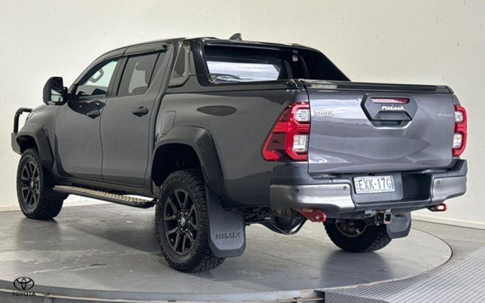 2022 Toyota Hilux Rogue