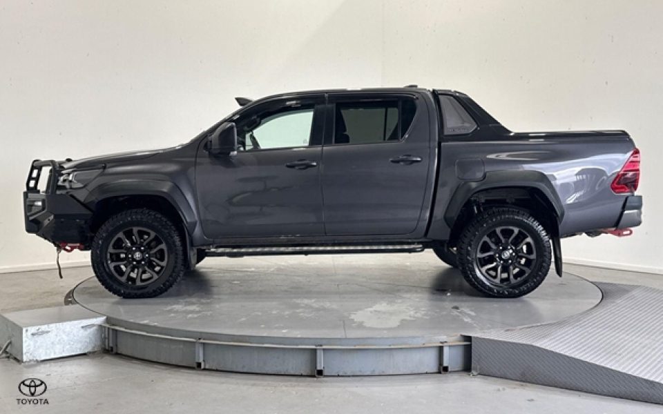 2022 Toyota Hilux Rogue