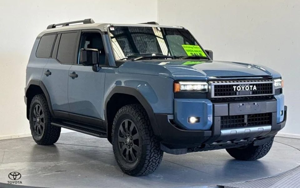 2024 Toyota Landcruiser Prado Altitude