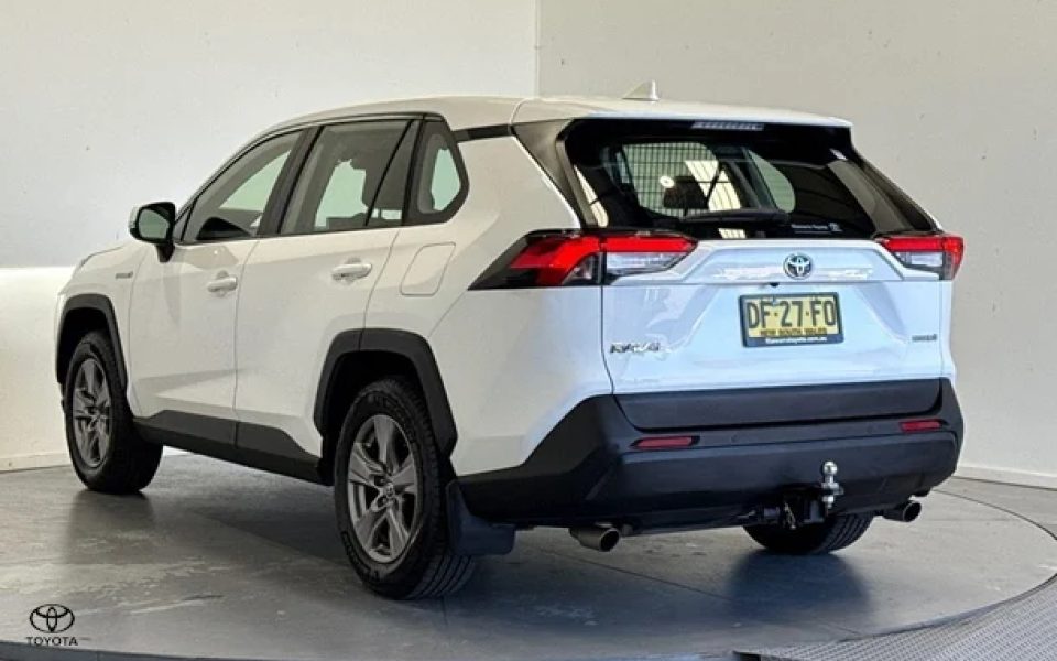 2022 Toyota RAV4 GX
