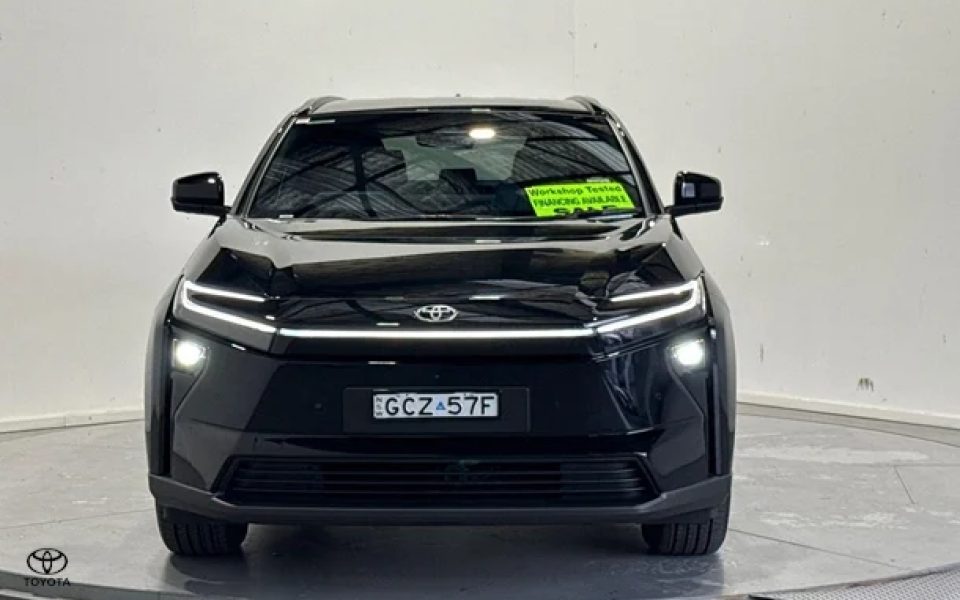 2025 Toyota bZ4X Base