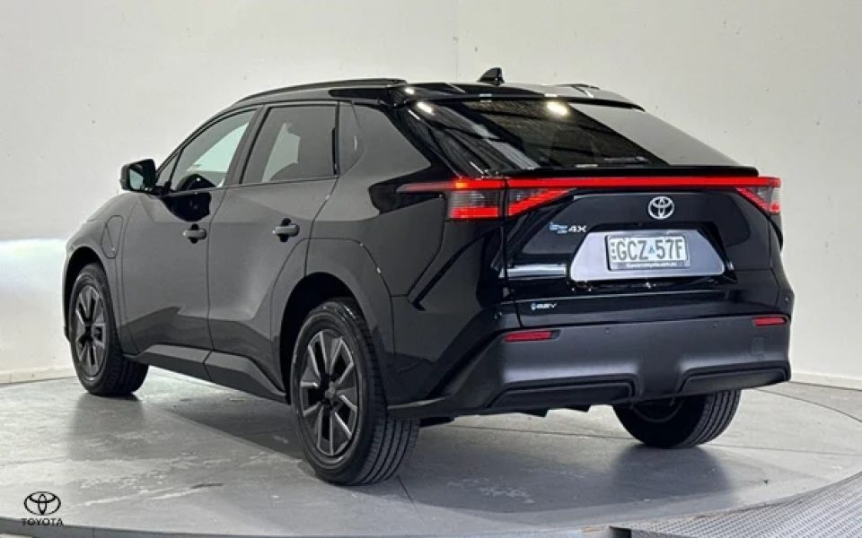 2025 Toyota bZ4X Base