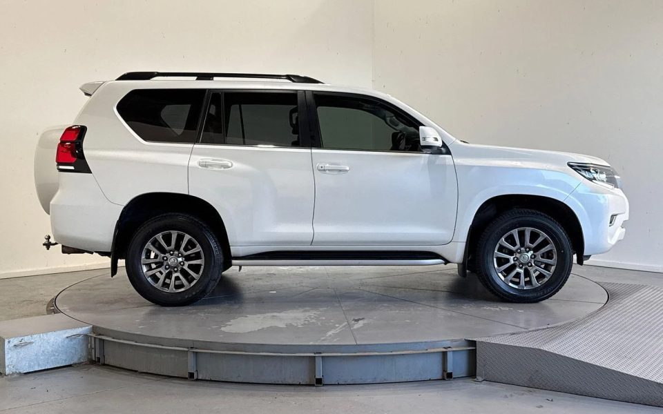 2019 Toyota Landcruiser Prado VX