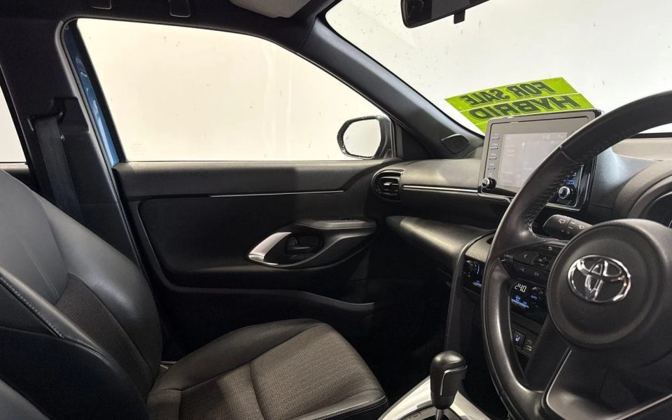2023 Toyota Yaris Cross Hybrid Urban