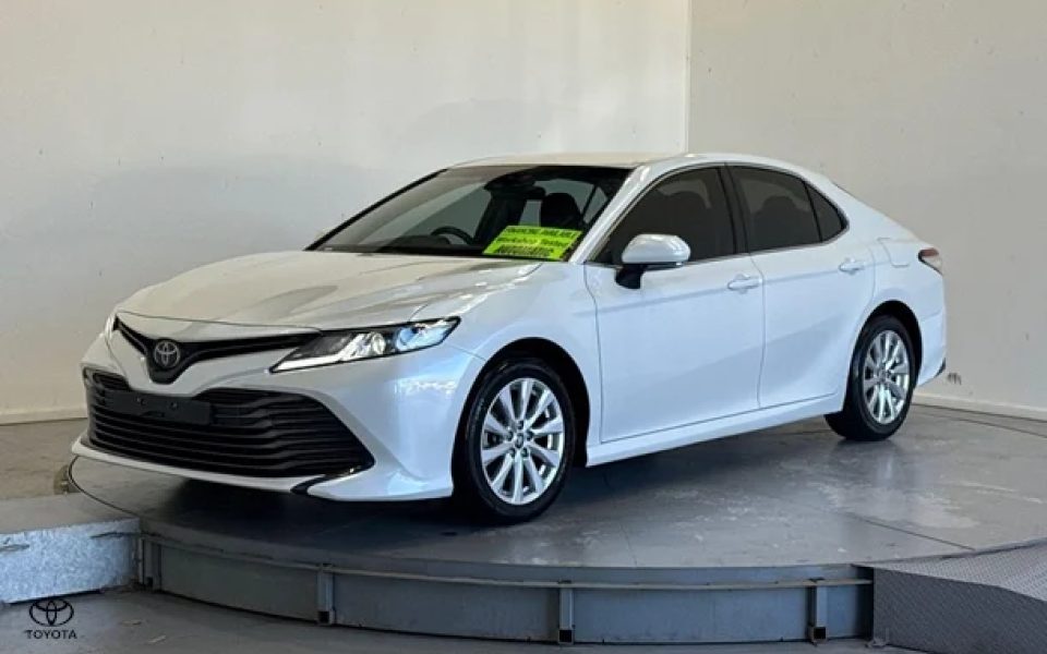 2020 Toyota Camry Ascent