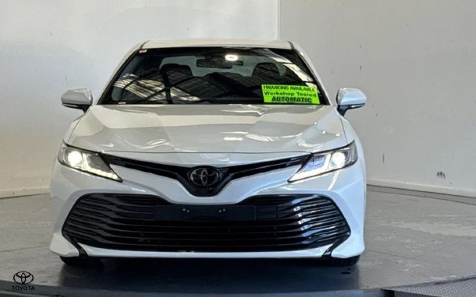 2020 Toyota Camry Ascent