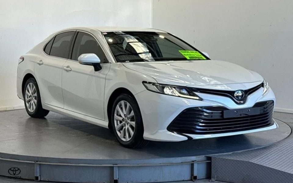 2020 Toyota Camry Ascent