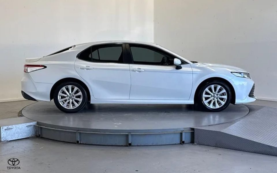 2020 Toyota Camry Ascent