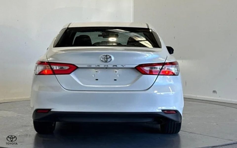 2020 Toyota Camry Ascent