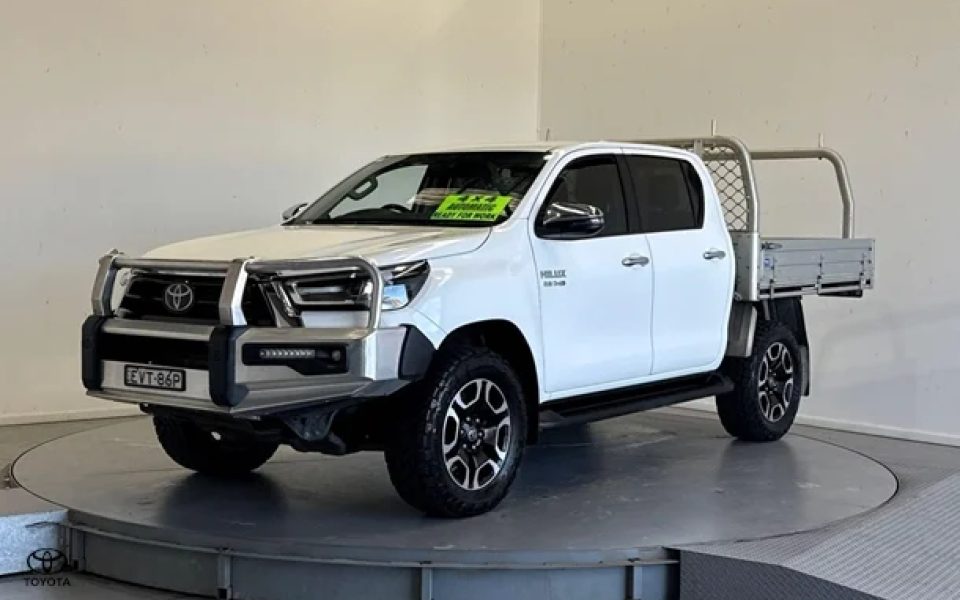 2022 Toyota Hilux SR5