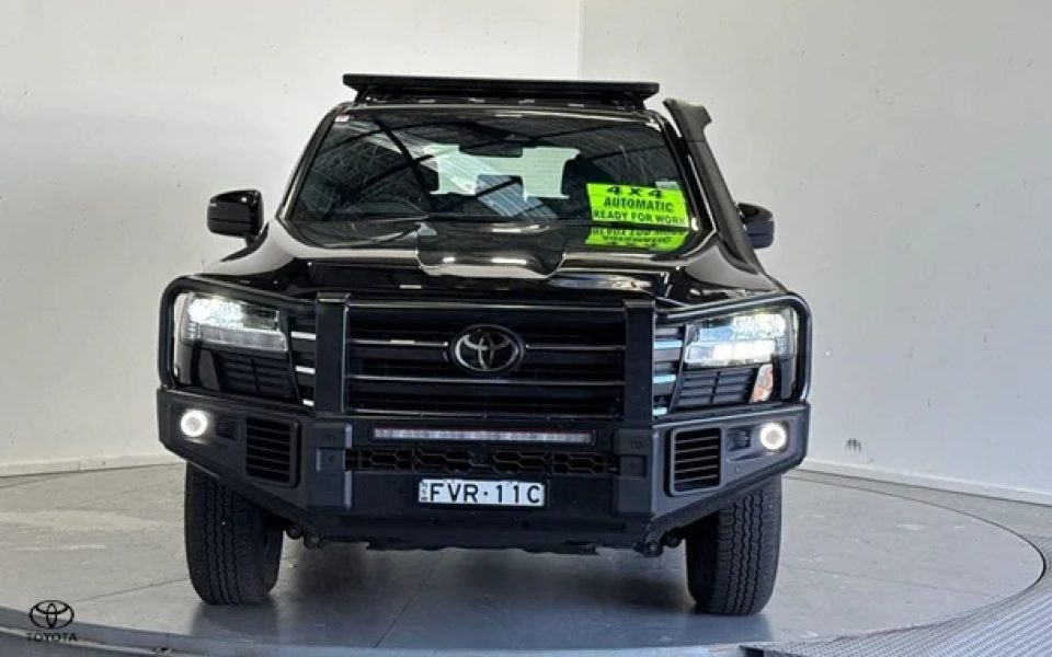 2025 Toyota Landcruiser GX