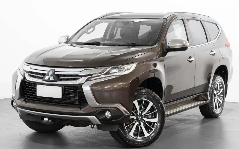 2018 Mitsubishi Pajero Sport GLS