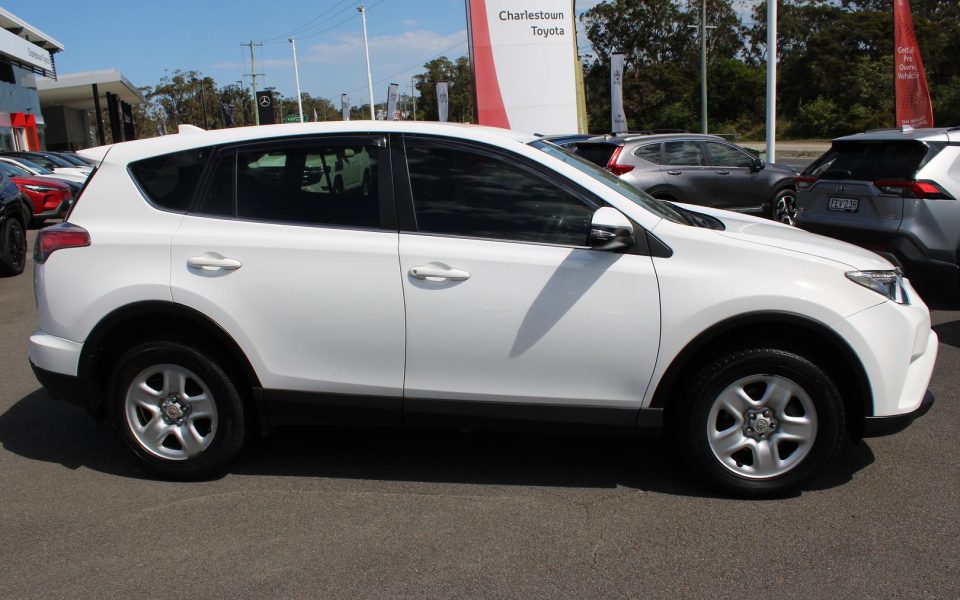 2016 Toyota RAV4 GX AWD