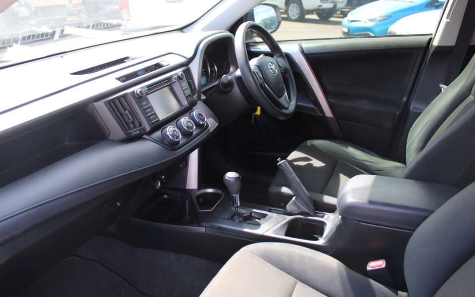 2016 Toyota RAV4 GX AWD