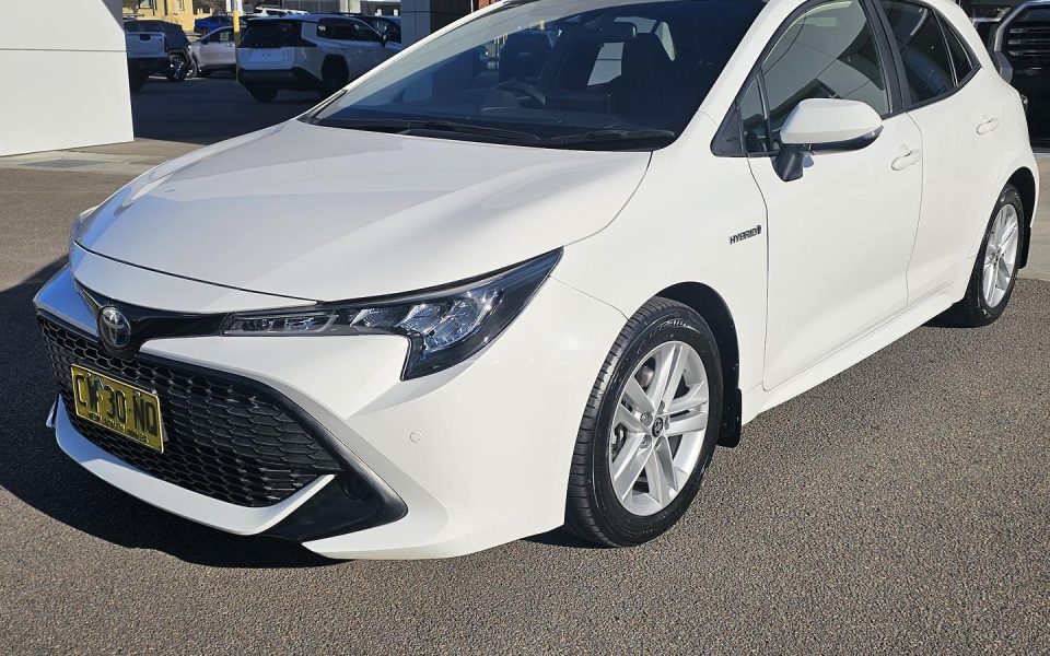 2020 Toyota Corolla Ascent Sport