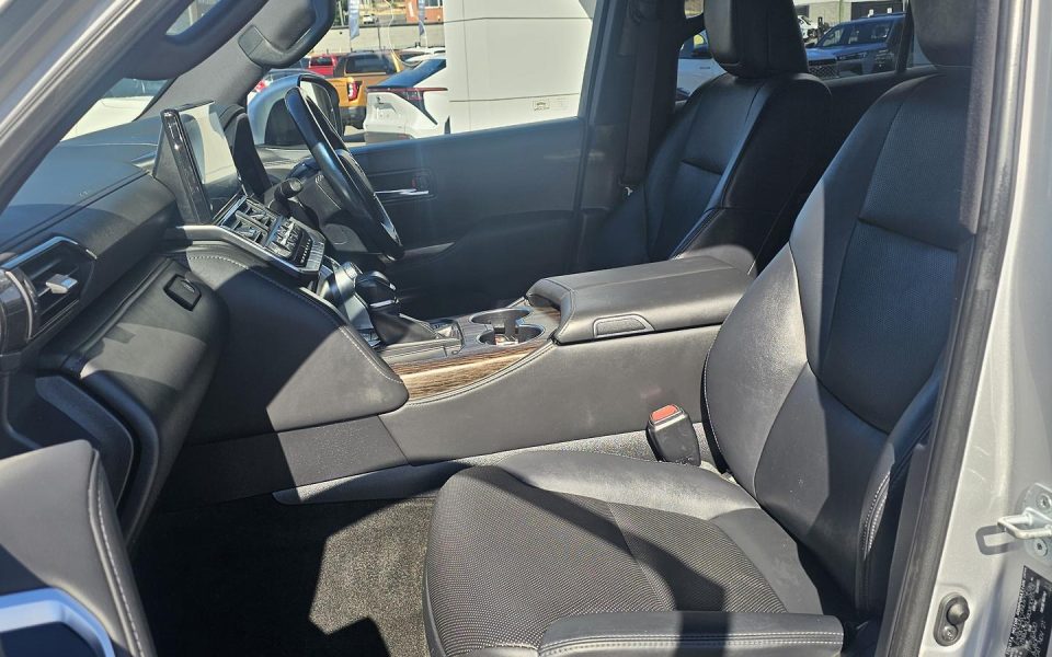 2021 Toyota Landcruiser VX