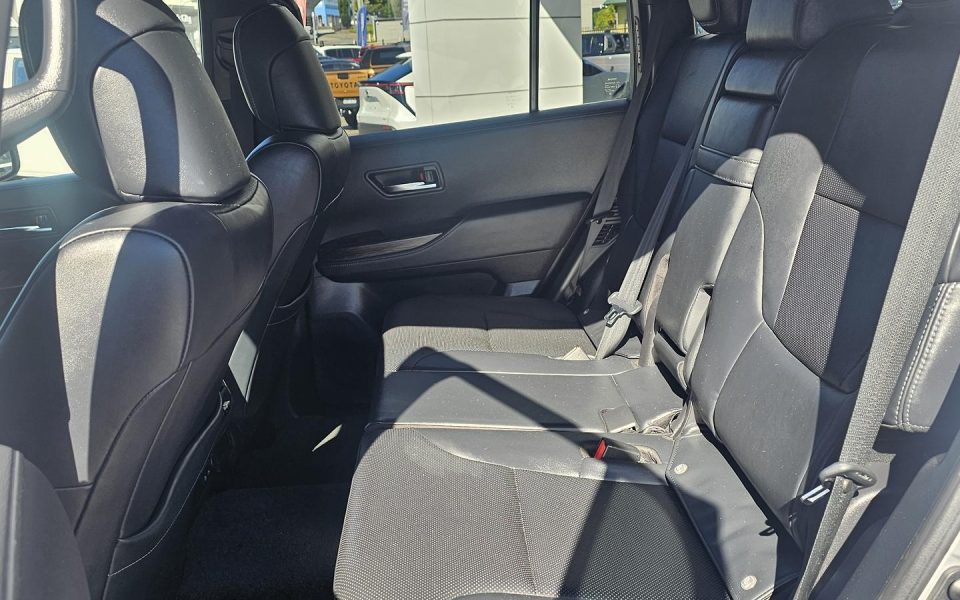 2021 Toyota Landcruiser VX