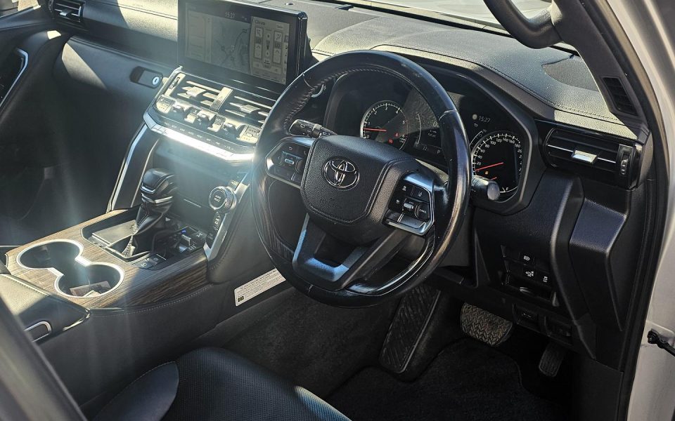 2021 Toyota Landcruiser VX
