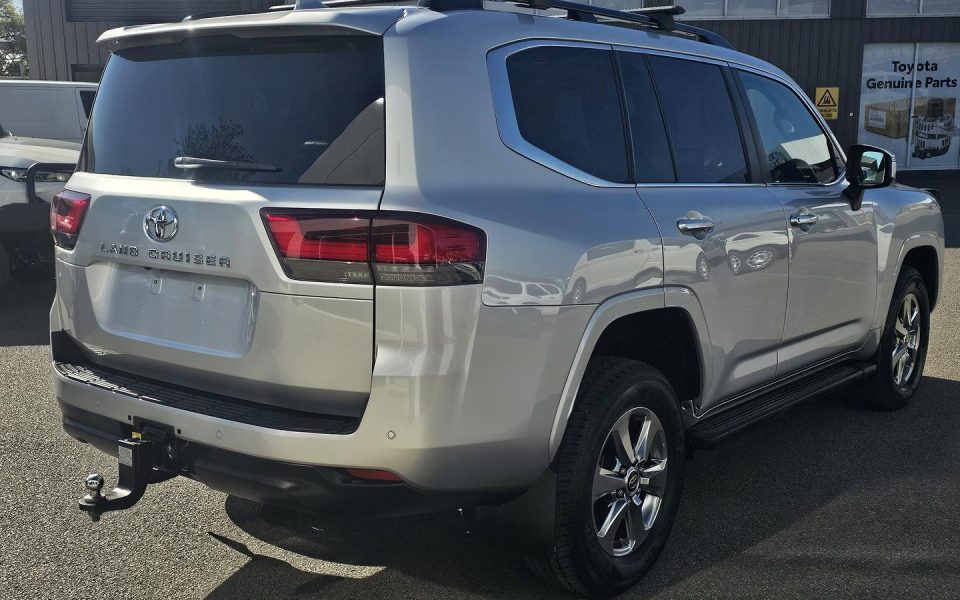 2021 Toyota Landcruiser VX