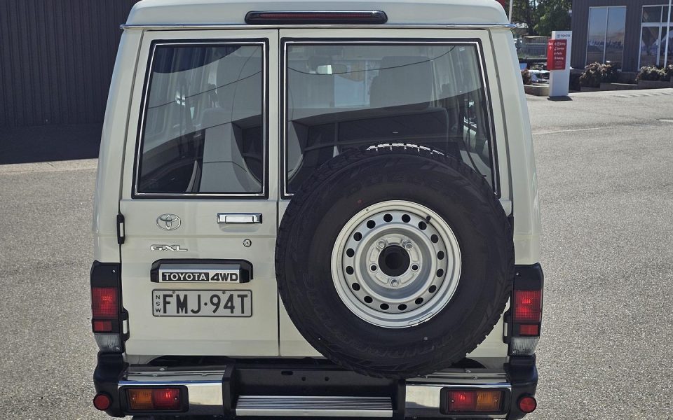 2024 Toyota LC Military GXL