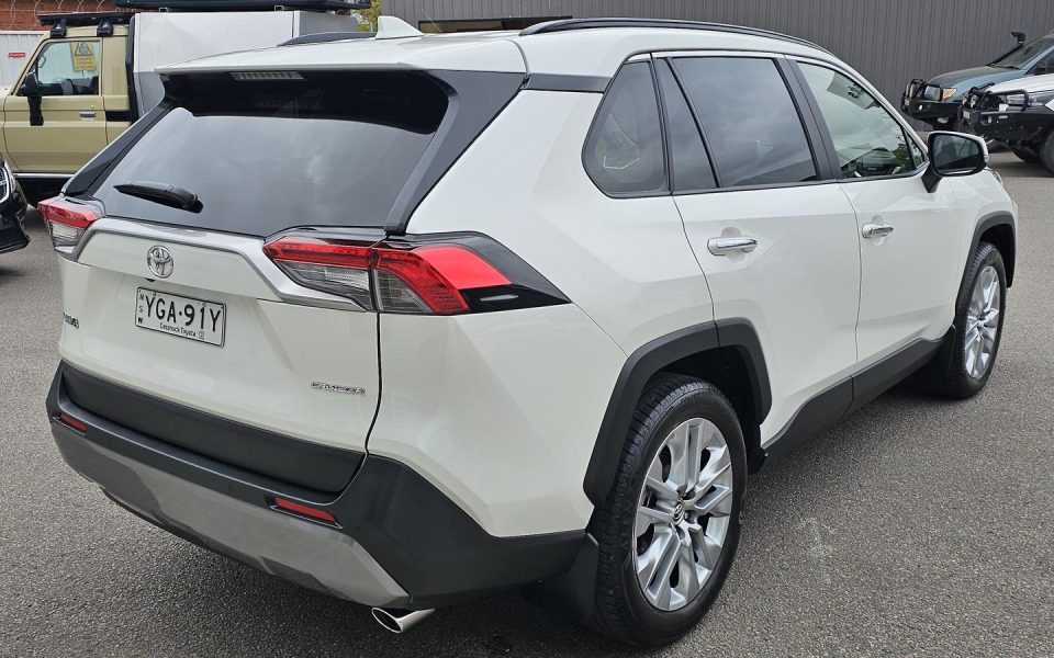 2019 Toyota RAV4 Cruiser 2WD