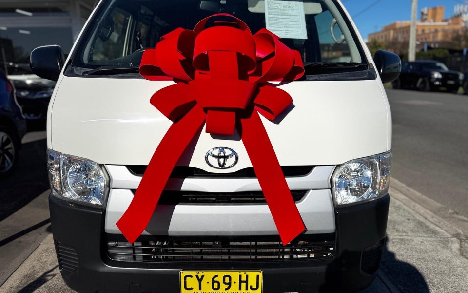 2017 Toyota Hiace LWB