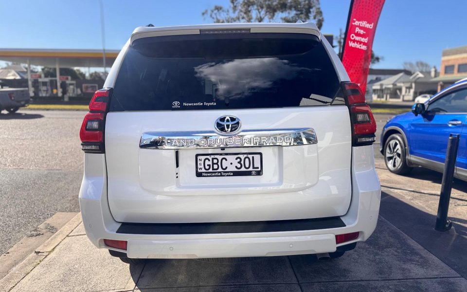 2023 Toyota Prado VX