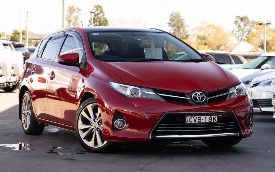 2014 Toyota Corolla Levin ZR