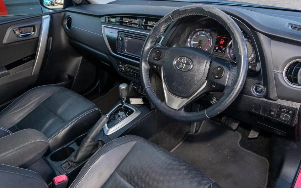2014 Toyota Corolla Levin ZR