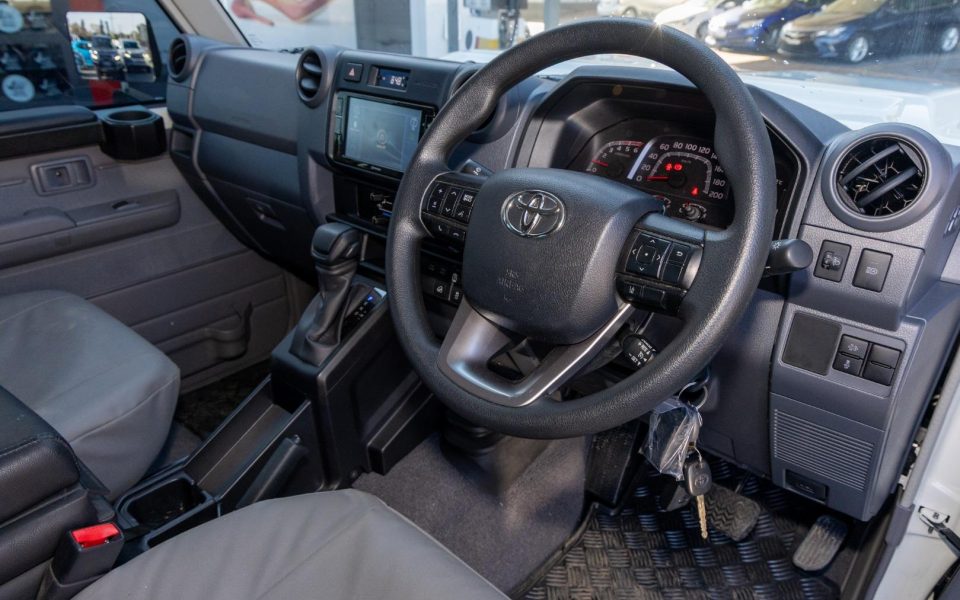 2025 Toyota LC Military GXL