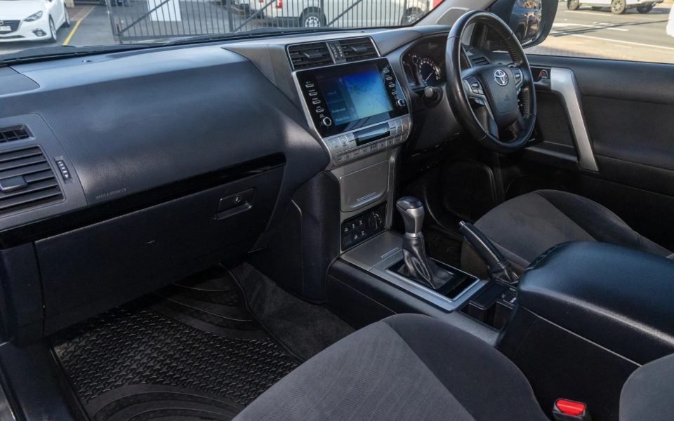 2021 Toyota Landcruiser Prado GXL