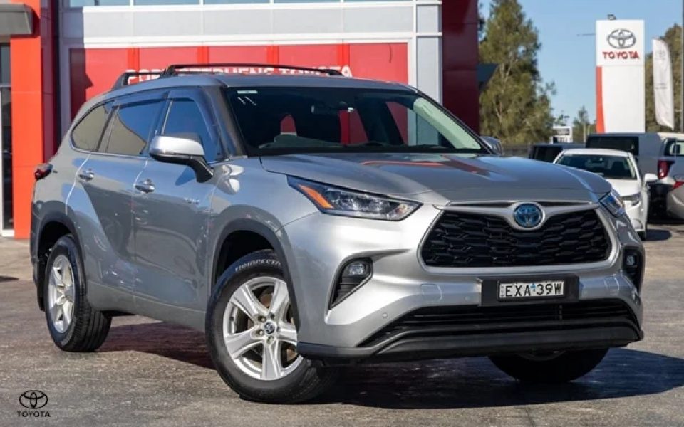 2022 Toyota Kluger GX