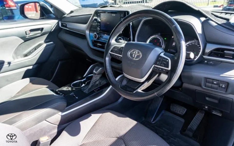 2022 Toyota Kluger GX